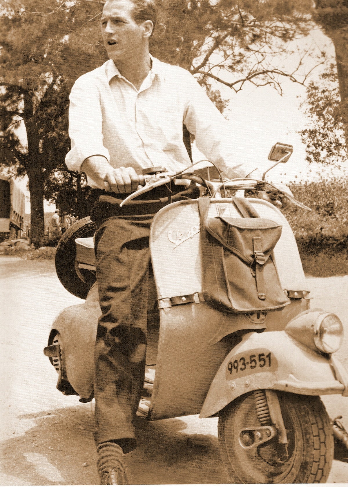 PAUL NEWMAN VESPA CLASSIC 2