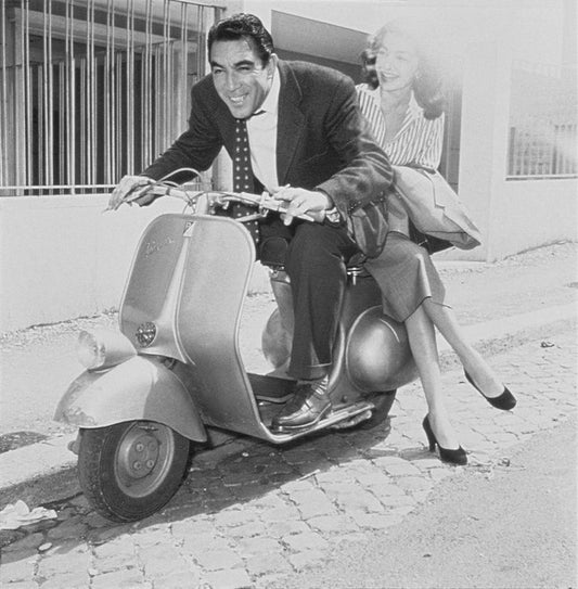 ANTHONY QUEEN VESPA CLASSIC