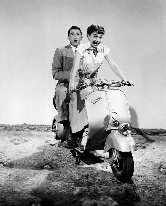 AUDREY HEPBURN ROMA VESPA CLASSIC
